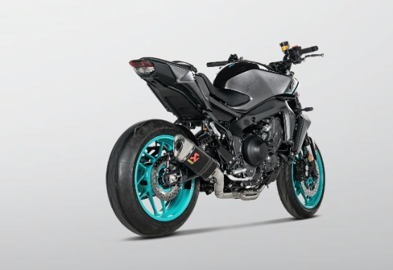 ท่อ Akrapovic full carbon GP สำหรับ MT09 2024+ (For Exhibition only)