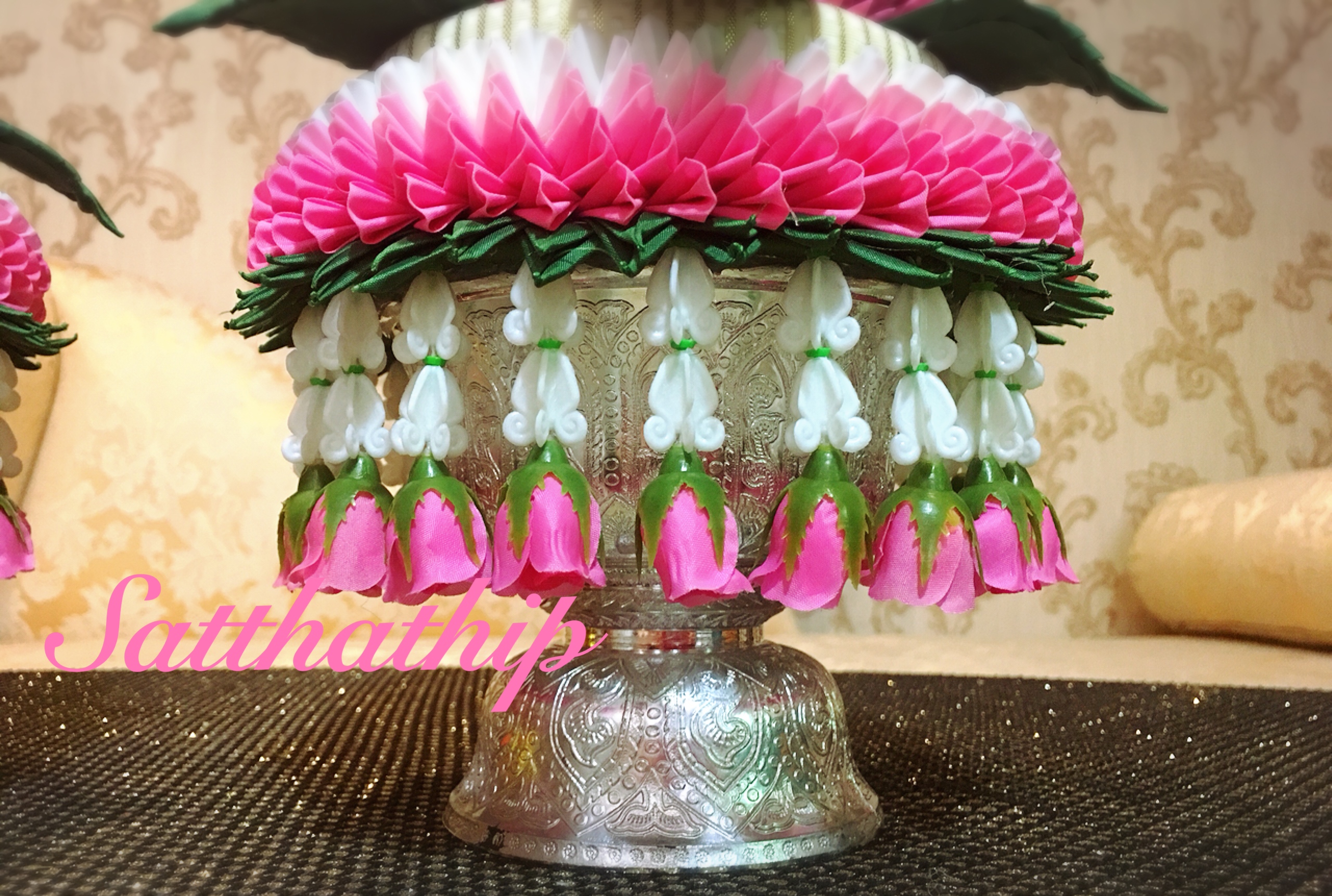 พานพุ่มผ้า สีชมพู - พานพุ่ม สีชมพู - พานพุ่มสักการะ สีชมพู - Phan bush