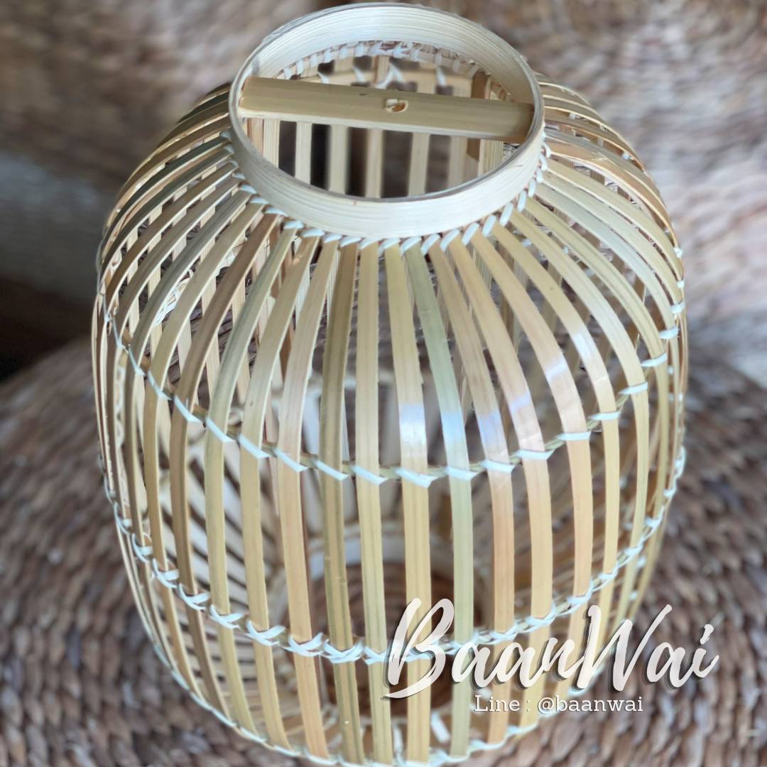 โคมไฟไม้ไผ่ โคมไฟ โคมไฟไม้ไผ่สานทรงรี 25 cm. สูง 35 cm