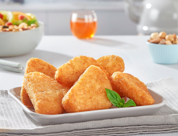 Hyfun Hash Brown Triangle 2.5 Kg. potato snack(สินค้าแช่แข็ง) (05-8696)