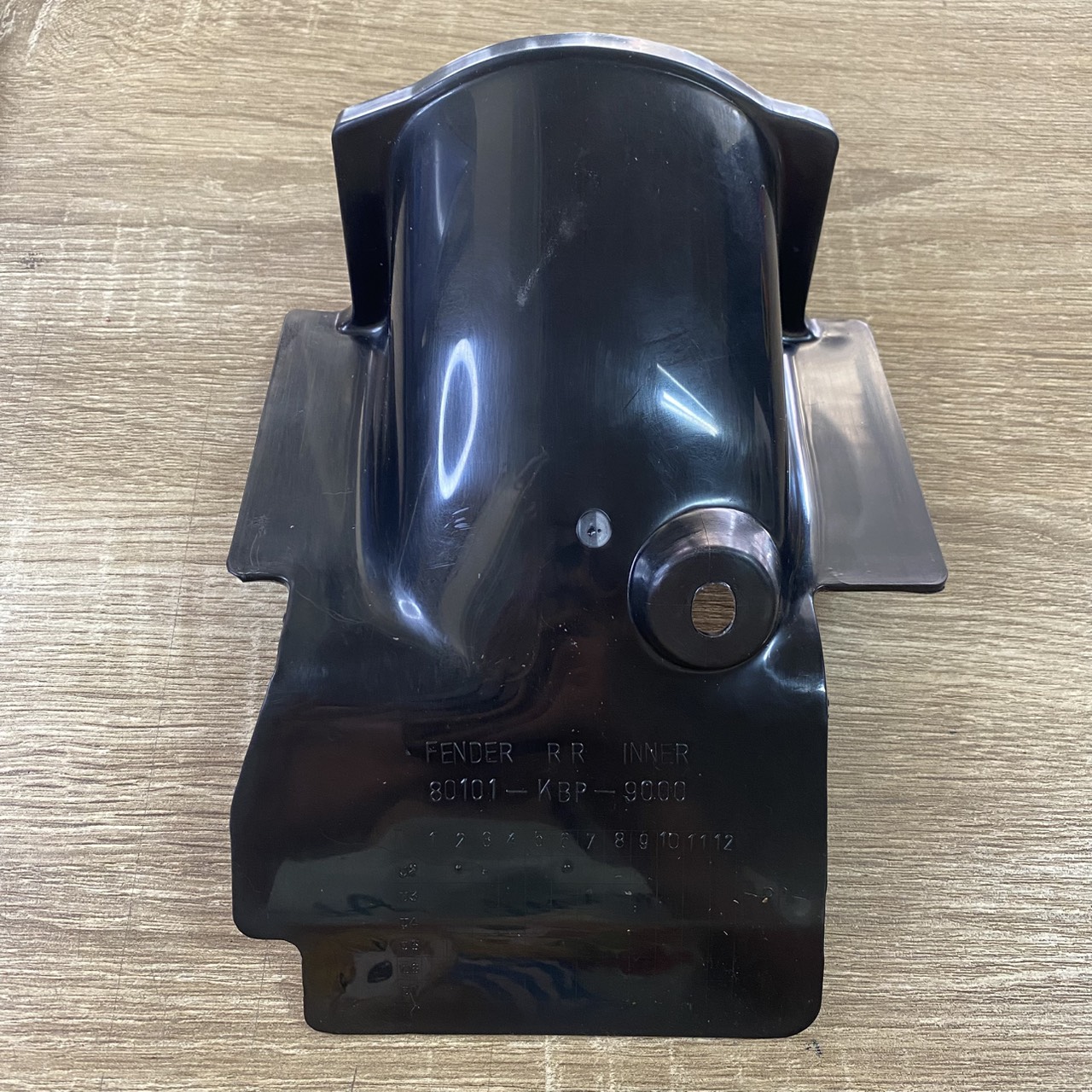 80101-KBP-900 บังโคลนหลังภายใน DASH NZ125R อะไหล่แท้ HONDA