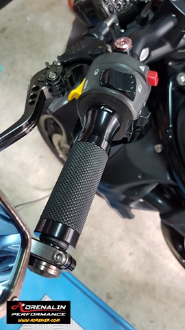 Rizoma ปอกแฮนด์ รุ่น sportline สำหรับ tmax 530 560 2017-2021 ตรงรุ่น