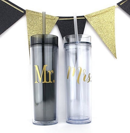 แก้วน้ำพลาสติก,แก้วน้ำพลาสติกพร้อมหลอดดูด,แก้วน้ำสกรีนโลโก้,สินค้าพรีเมี่ยม