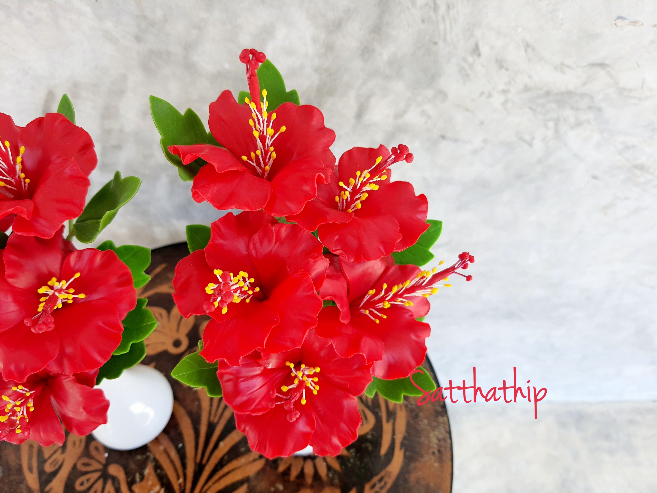 แจกันดอกชบา - ดอกชบาประดิษฐ์ - แจกันดอกชบา ประดิษฐ์จากดิน - แจกันดอกชบาประดิษฐ์