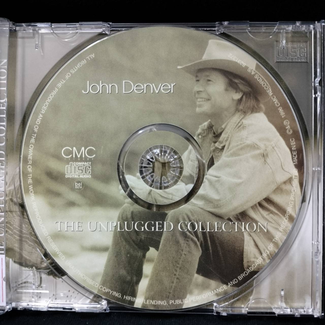 John Denver – The Unplugged Collection / EC / มีรอยบ้าง