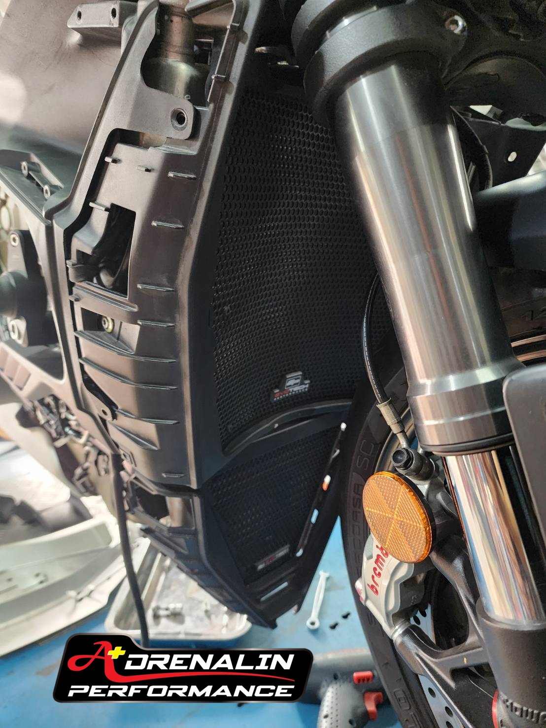 Evotech การ์ดหม้อน้ำ (RADIATOR GUARD) สำหรับ Street fighter V4