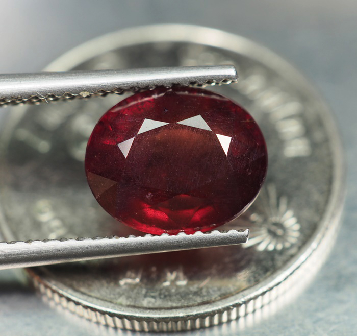 พลอยโรโดไรท์โกเมนแดงม่วง (Rhodolite) 3.20 กะรัต