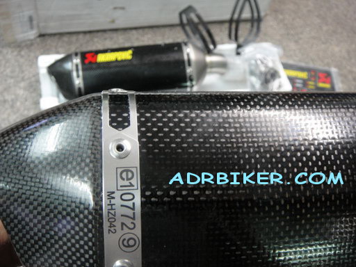 ท่อคู่ Akrapovic สำหรับ Z1000, Z1000sx ปี 10+ (For Exhibition only)