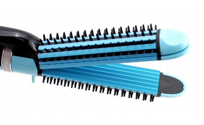 Gemei เครื่องหนีบ & ม้วนผม 3 in 1 แผ่นความร้อนทัวร์มาลีนเซรามิก GM-2922 ร้อนเร็วและนาน อุณหภูมิคงที่ สูงสุด 220 องศา กำลังไฟ 45 วัตต์ หนีบตรง หยัก ลอน พร้อมซีกแปรงหวี สายไฟใหญ่ยาวมีห่วงคล้อง – สีฟ้า