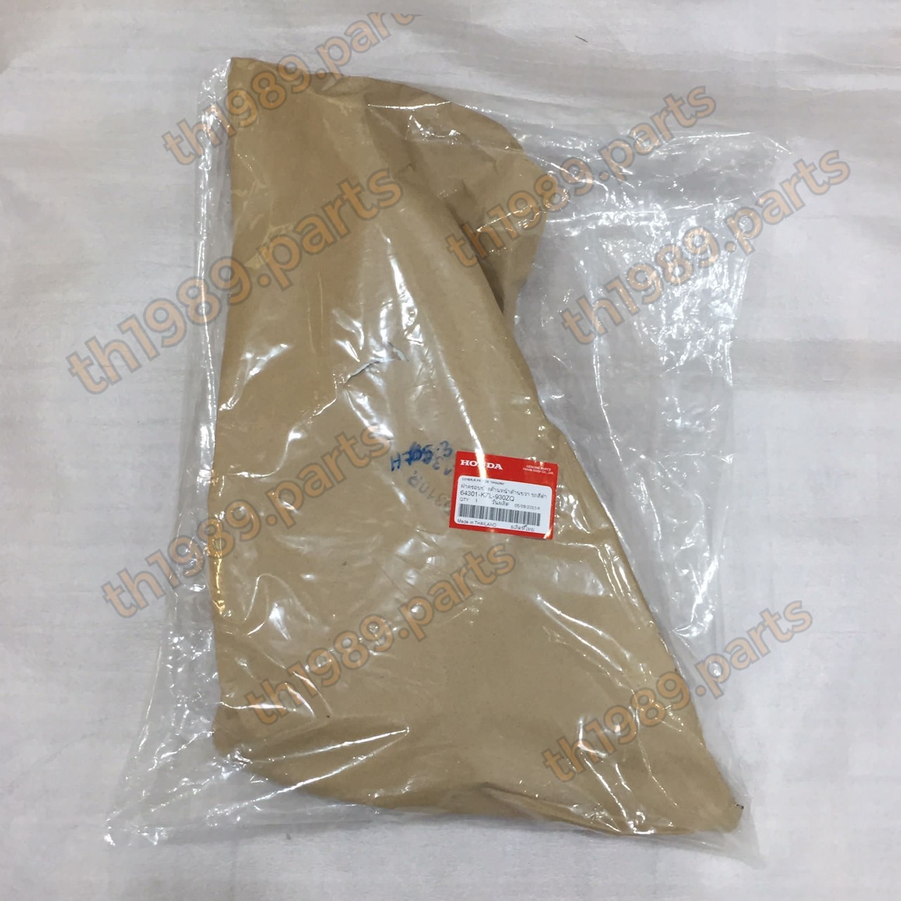 64301-KZL-930ZQ ฝาครอบข้างด้านหน้าด้านขวา SPACY i รถสีดำ อะไหล่แท้ HONDA