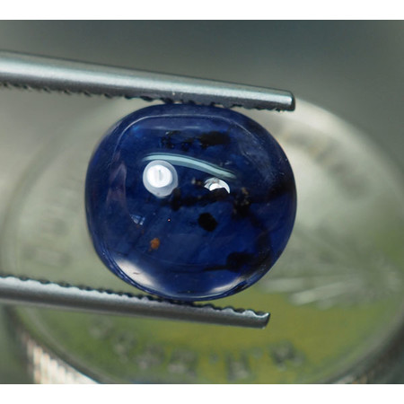 พลอยไพลินหลังเบี้ย (Sapphire) 4.55 กะรัต