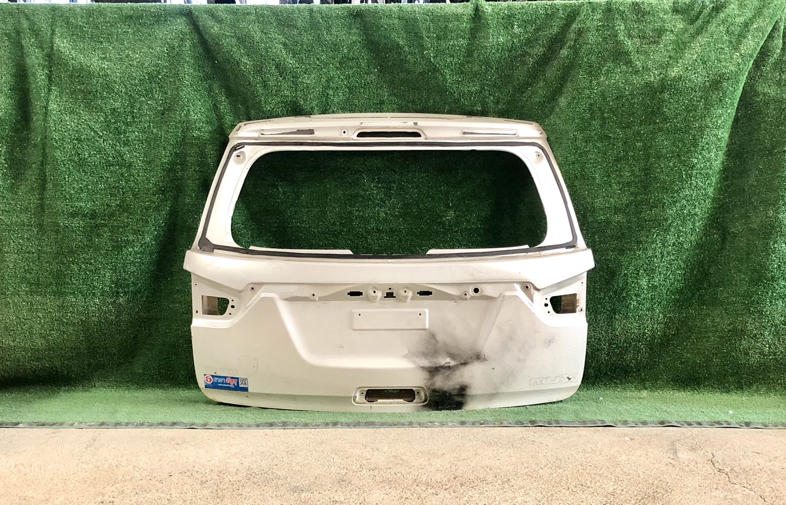 ฝาปิดท้าย Isuzu MU-X 2017-21