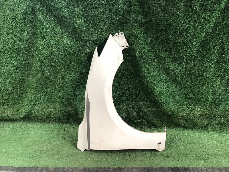 บังโคลนหน้า R Mazda Mazda3 2015-2024