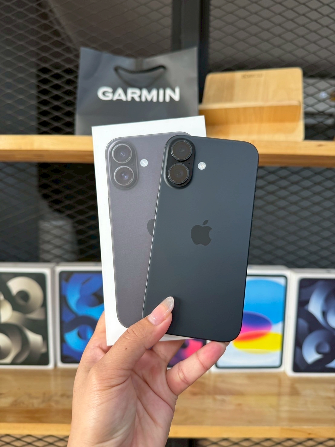 iPhone 16 128GB Black