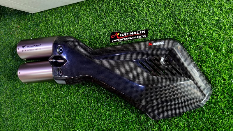 ท่อ Akrapovic สลิปออน สำหรับ Multi 950 / Multi 1200 enduro / multi1260 enduro (For Exhibition only)