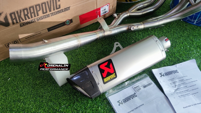 ท่อ Akrapovic full system ปลายไทเท ออกข้างเดียว สำหรับ Hyayabusa 2021+ (For Exhibition only)
