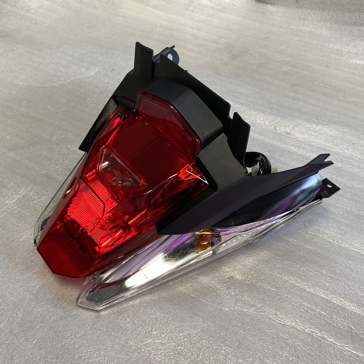 33700-KVB-T01 ชุดไฟท้าย CLICK110I ปี2008 อะไหล่แท้ HONDA