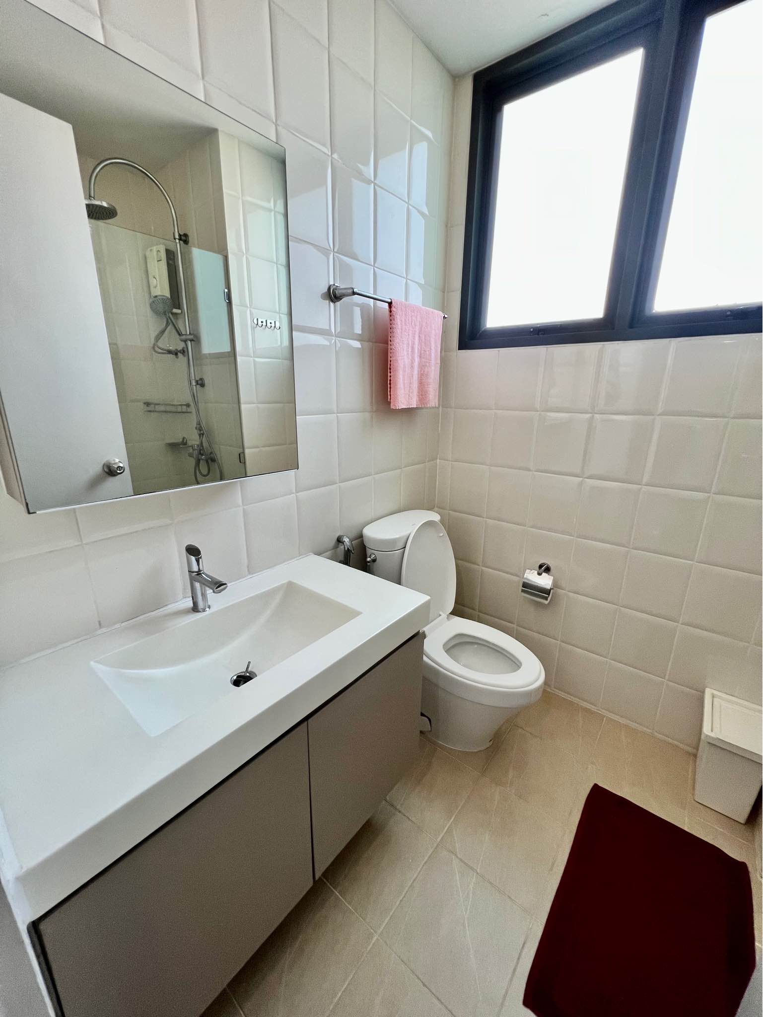 The President Condo Sukumvit81