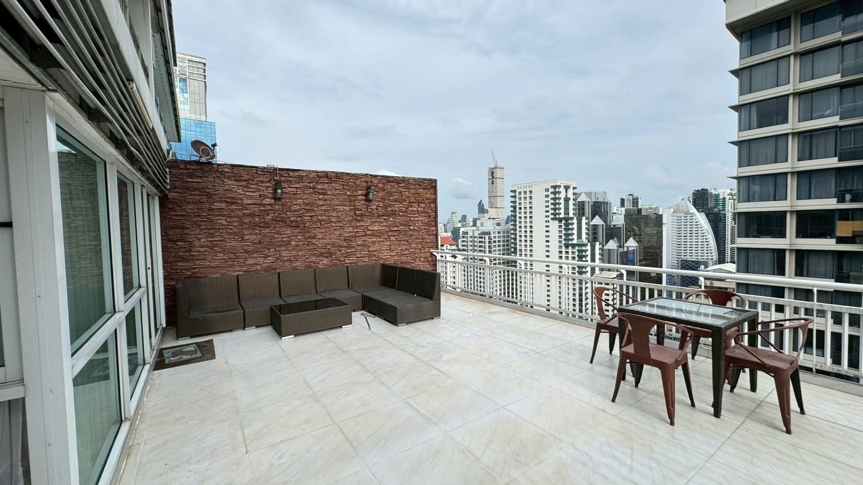 Grand Park View Asok Penthouse