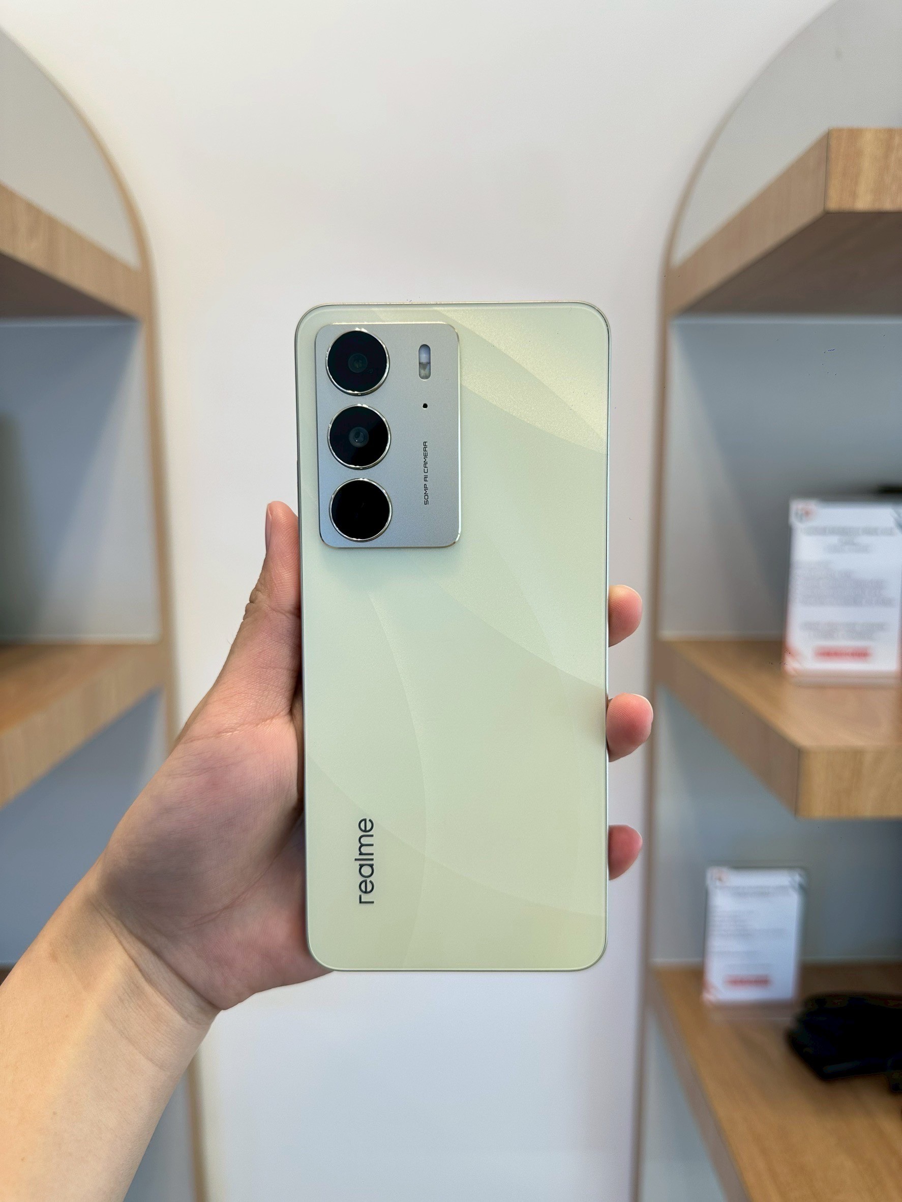 Realme C75 4GTH(8+256) สี Lightning Gold