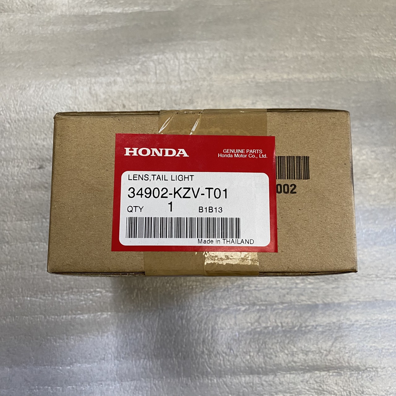 34902-KZV-T01 เลนส์ไฟท้าย สีแดง DREAM110i ,SUPERCUB ปี2013-2017 อะไหล่แท้ HONDA