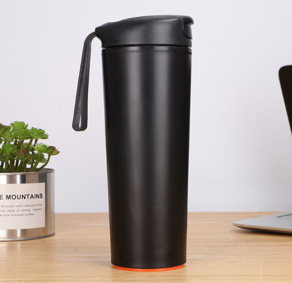 แก้วน้ำผลักไม่ล้ม,แก้วผลักไม่ล้ม