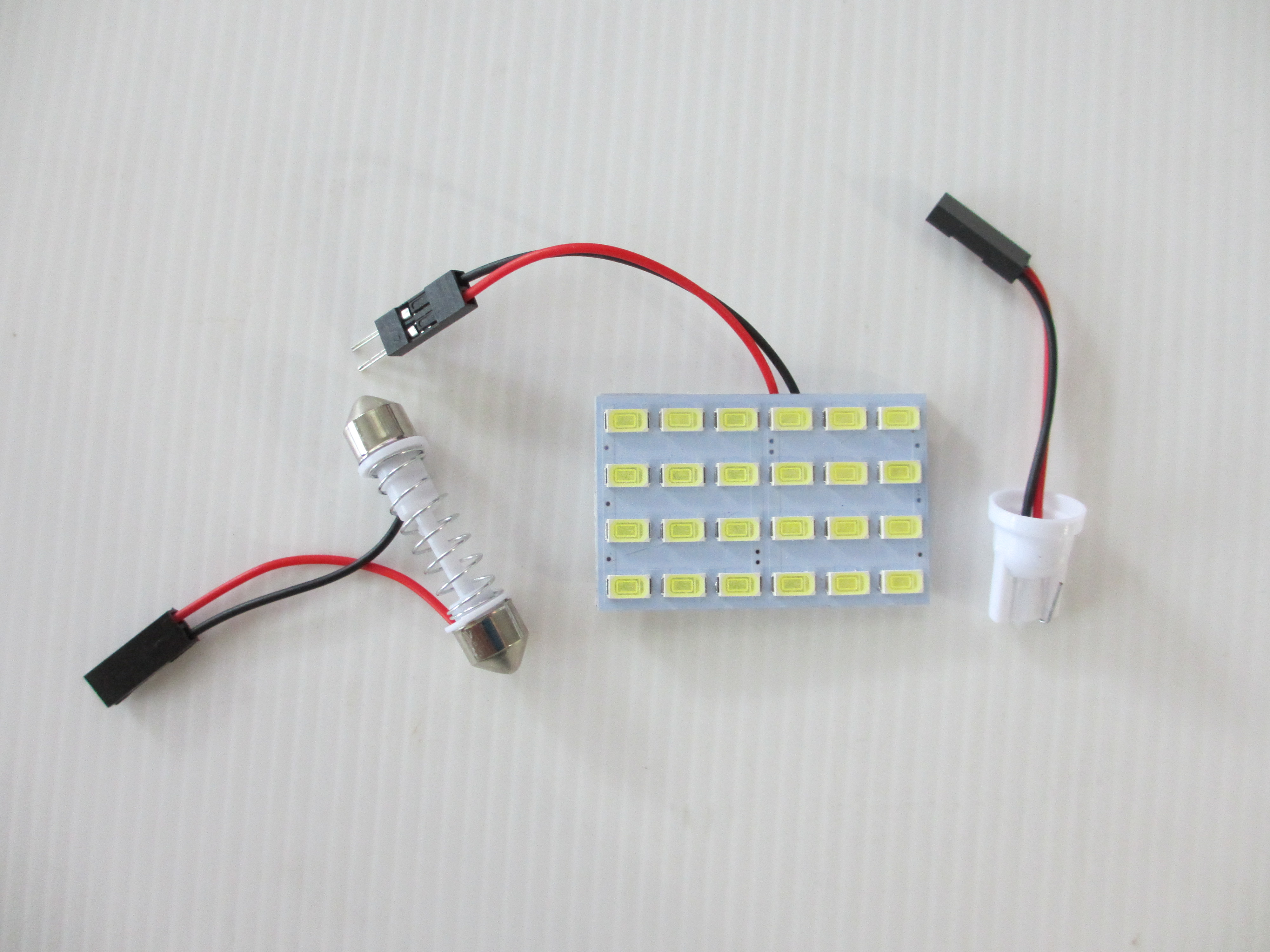 ไฟเพดาน LED 24ชิป F5630 24V ไฟในเก๋ง ไฟห้องโดยสาร สำหรับรถบรรทุก