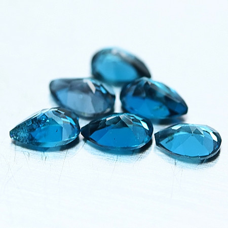 พลอยโทแพซสีลอนดอน (London Topaz) 4.80 กะรัต 10 ชิ้น