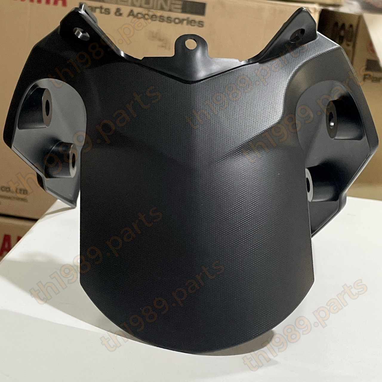B63-F1511-00 บังโคลนหน้าสีดำ AEROX 155 2017-2020 , AEROX BBR 2021-2022 อะไหล่แท้ YAMAHA