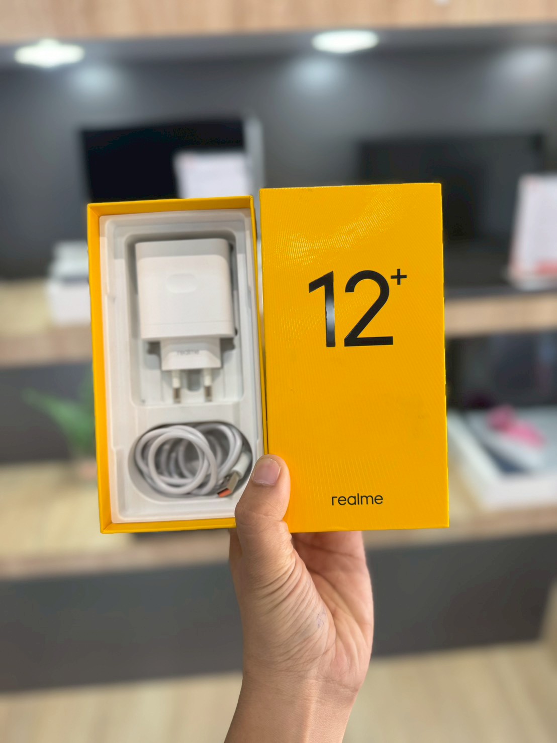 Realme 12+ 5G (8/256GB) 5G สี Pioneer Green