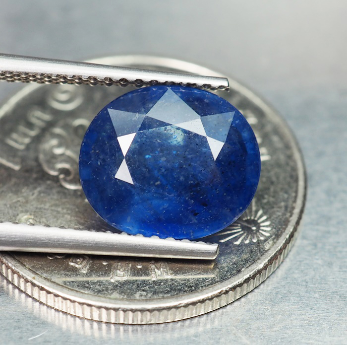 พลอยไพลิน (Blue Sapphire) 3.63 กะรัต