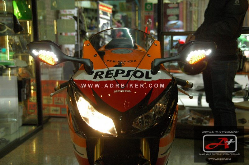 ไฟเดย์ไลท์ (Day Light) Competition Werkes สำหรับ CBR1000 08-14