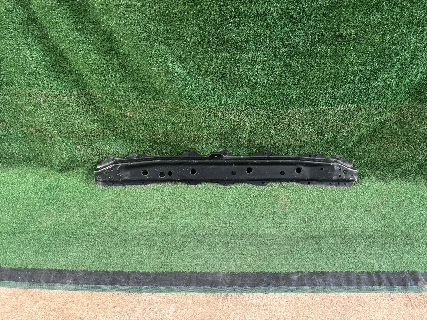 คานเหล็กรองหม้อน้ำ Toyota Yaris-Vios 2007-12