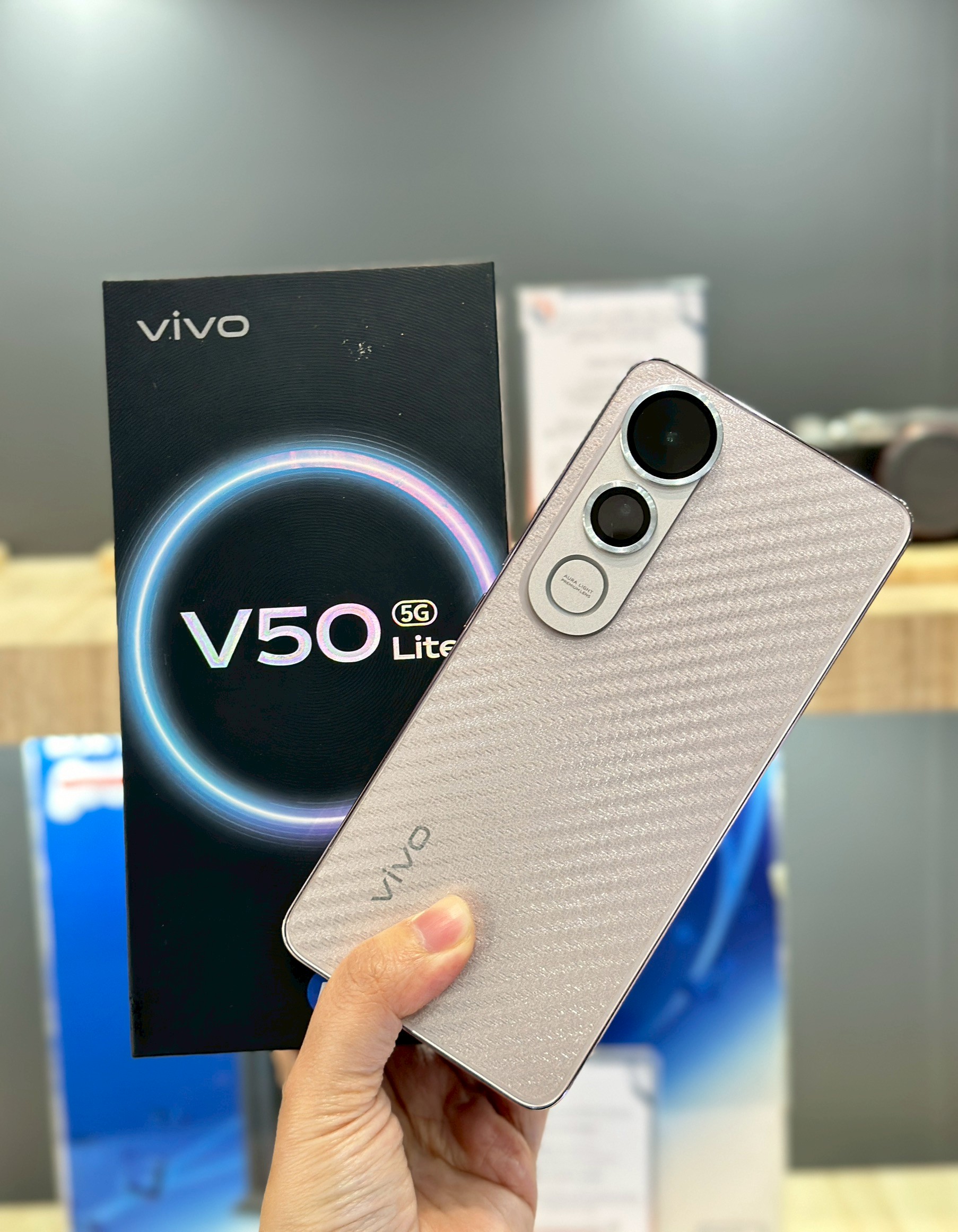 VIVO V50 Lite 5G (8/256GB) สี Gold
