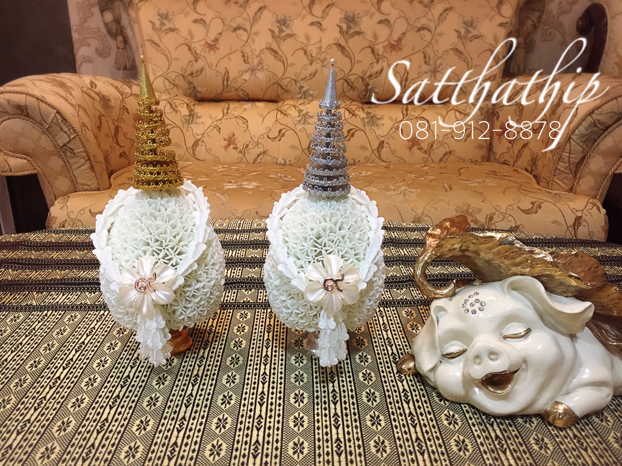 พานพุ่ม - พานพุ่มสักการะ - พานพุ่มดอกรัก - พานพุ่มดอกรักประดิษฐ์ (พลาสติก) - พานพุ่มสีขาว - Panpum
