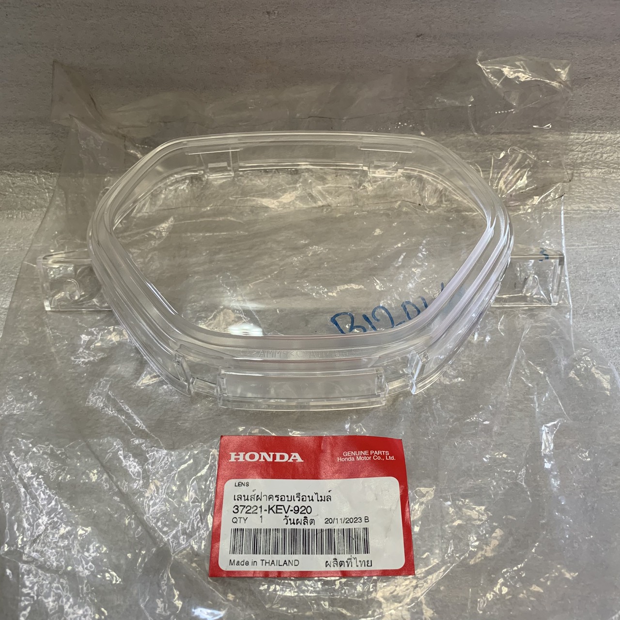 37221-KEV-920 ฝาครอบเรือนไมล์ (ใส) WAVE110 ตัวเก่า , WAVE100 2001-2003 อะไหล่แท้ HONDA