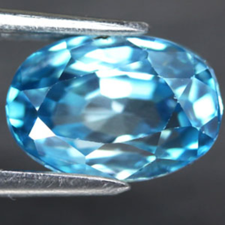 เพทาย (Blue Zircon) 1.95 กะรัตสีฟ้าสวย