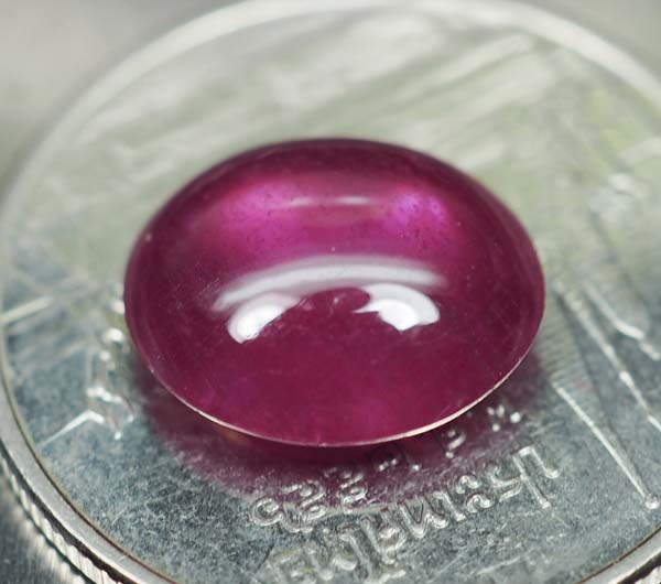 ทับทิมสีแดงชมพูสวย 3.50 กะรัตหลังเบี้ย