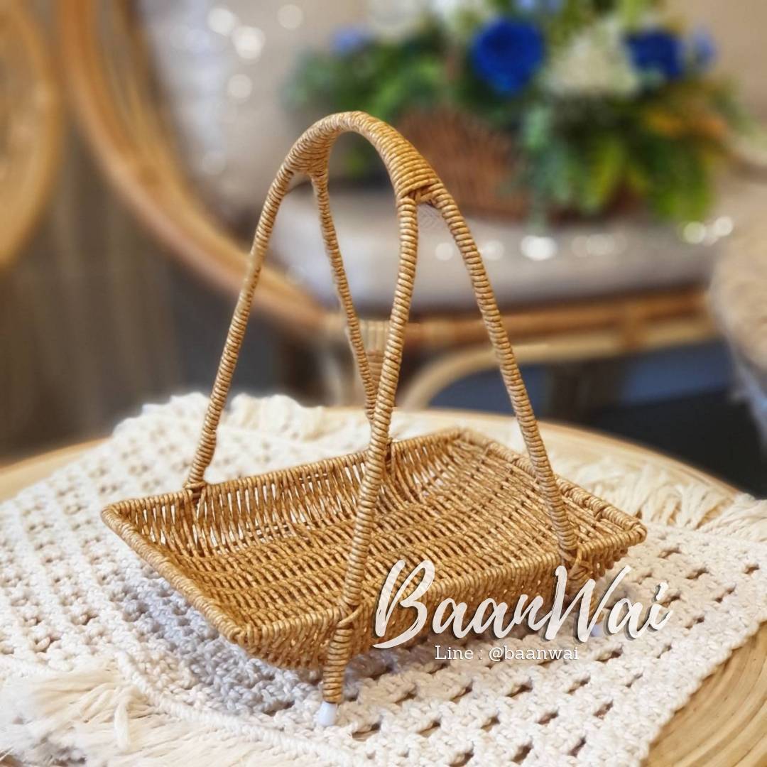 ชั้นวางหวายเทียม โครงเหล็กทรงเหลี่ยม