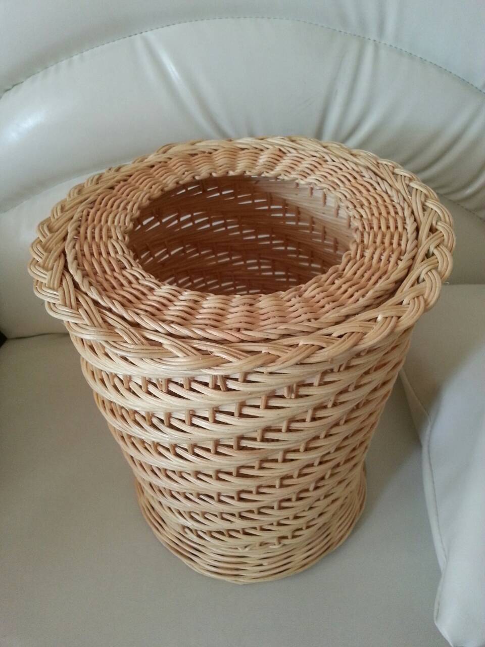 ถังขยะหวาย ตะกร้าหวายใส่ขยะ