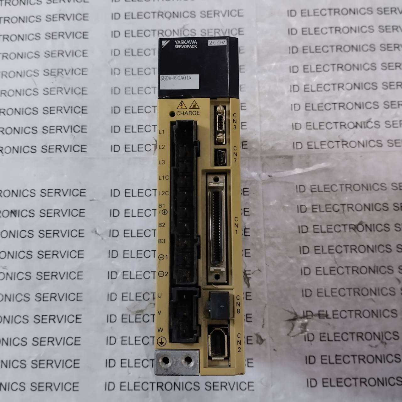 SGDV-R90A01A YASKAWA SERVO DRIVE
