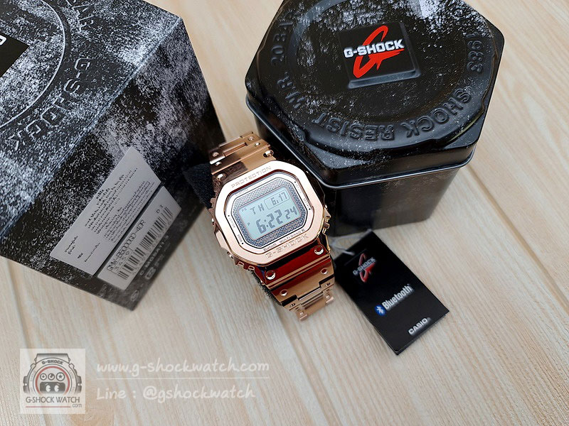 CASIO G-SHOCK นาฬิกาข้อมือ นาฬิกากันน้ำ นาฬิกาของแท้ ประกันศูนย์ CMG 1 ปี รุ่น GMW-B5000GD-4D