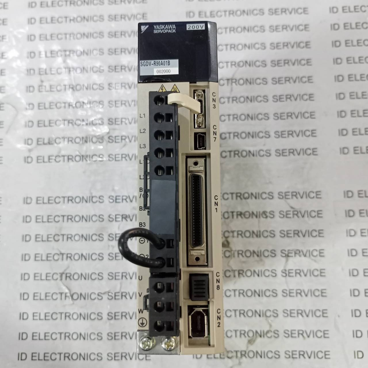 SGDV-R90A01B002000 YASKAWA SERVO DRIVE