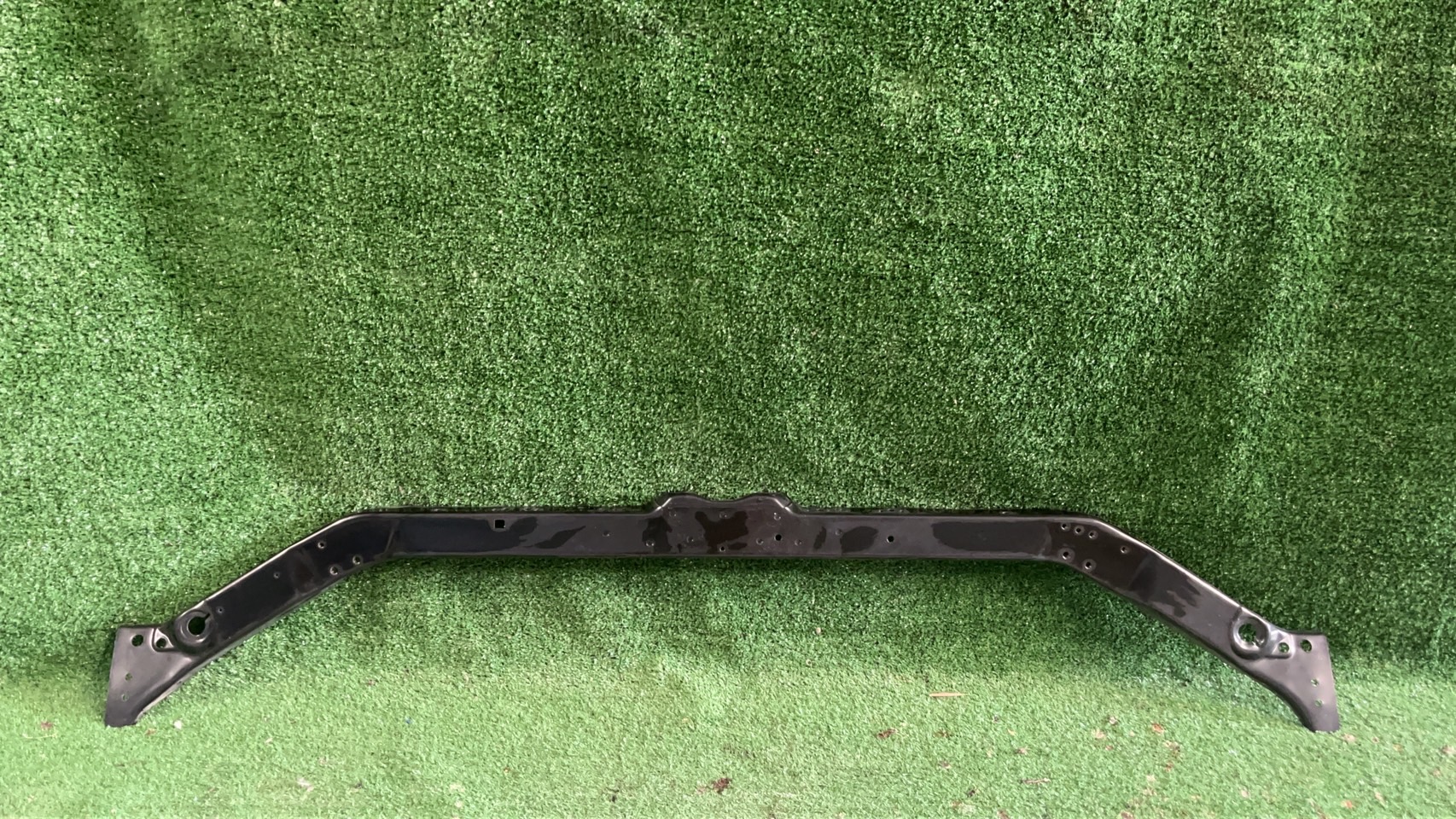 คานรับฝากระโปรงหน้าตัวบน Mitsubishi Triton L200