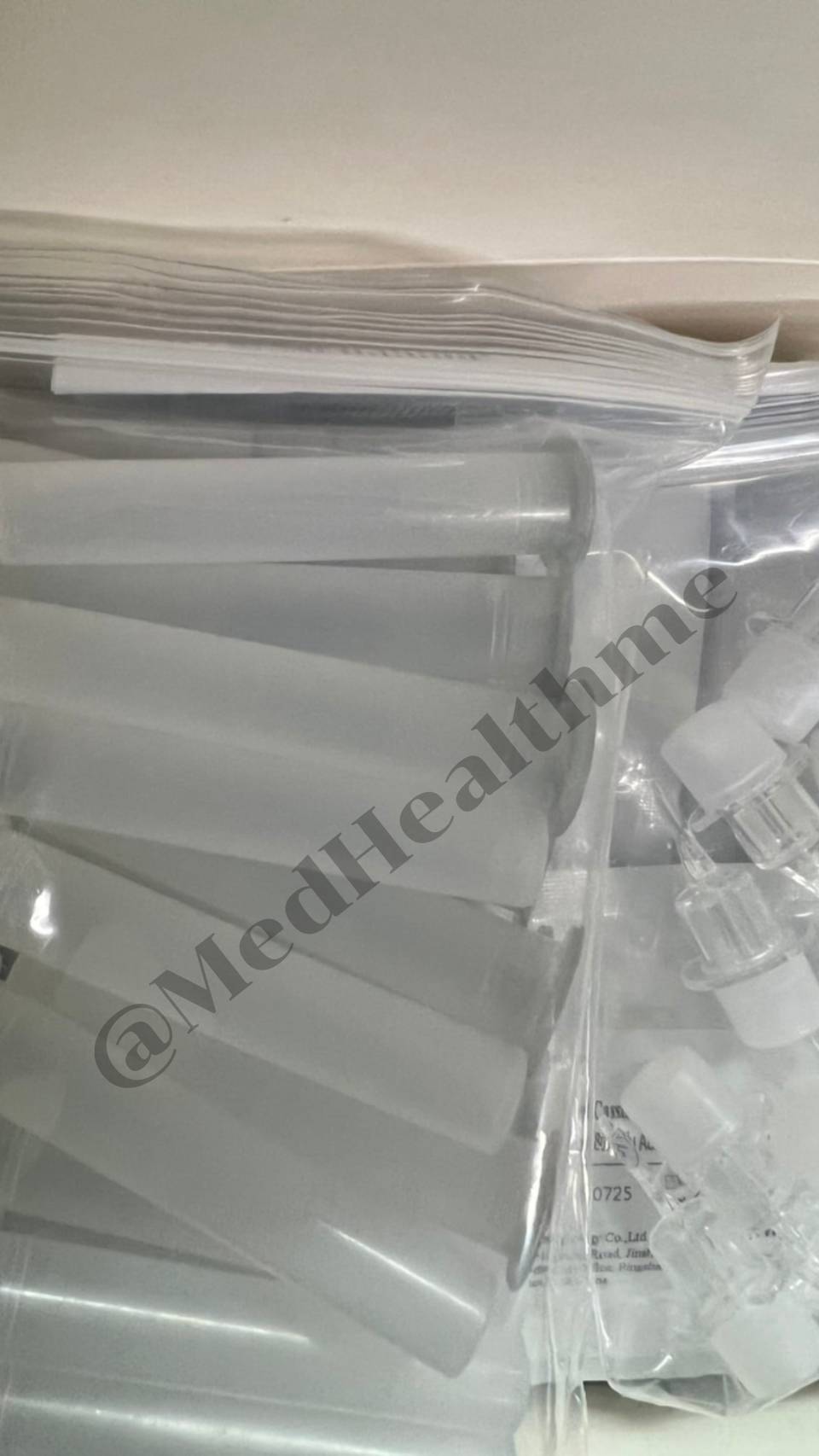 ชุดตรวจโควิดและไข้หวัดใหญ่ในชุดเดียว ( SARS-CoV-2/Influenza A/B Antigen Test Kit )