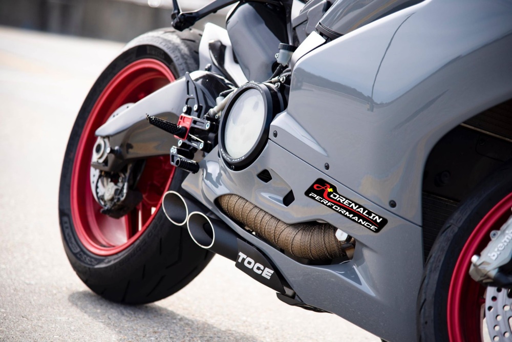 ท่อ Toce performance slip on สำหรับ Panigale 899 , 1199 (For Exhibition only)