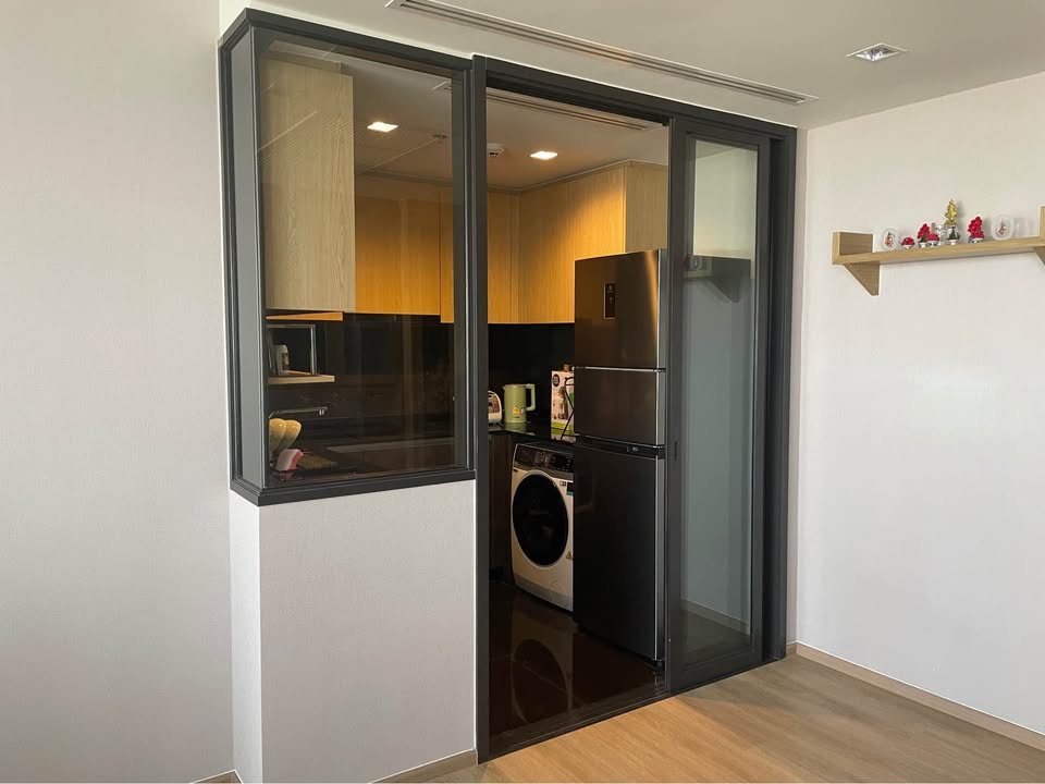 The Line Jatujak Mochit