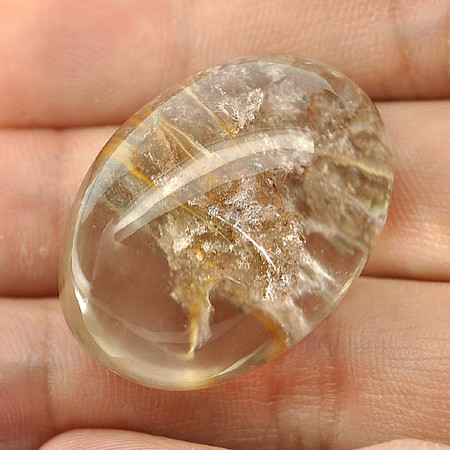 โป่งข่ามแท้ (Quartz) 84.10 กะรัตสีทองขาว