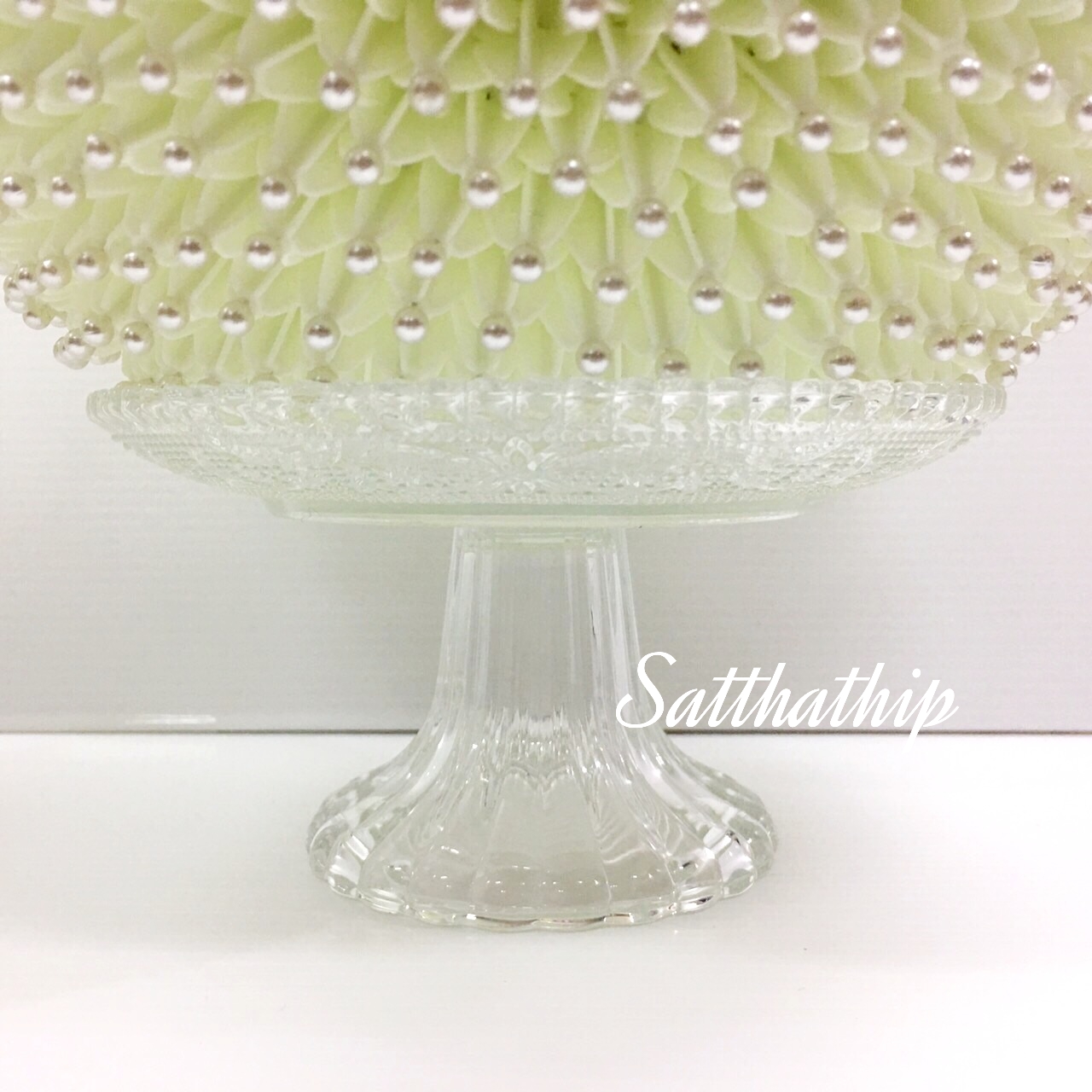 พานพุ่มดอกรักประดิษฐ์ [8"]