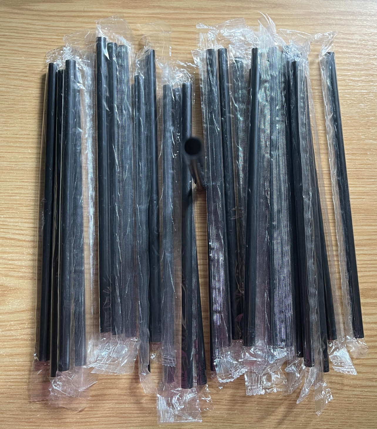 หลอด,หลอดแก้วน้ำ,หลอดสีดำ,หลอดพลาสติกสีดำ,หลอดแก้วน้ำ20oz,หลอดดูดน้ำพลาสติก,ยาว22cm,สินค้าขายดี